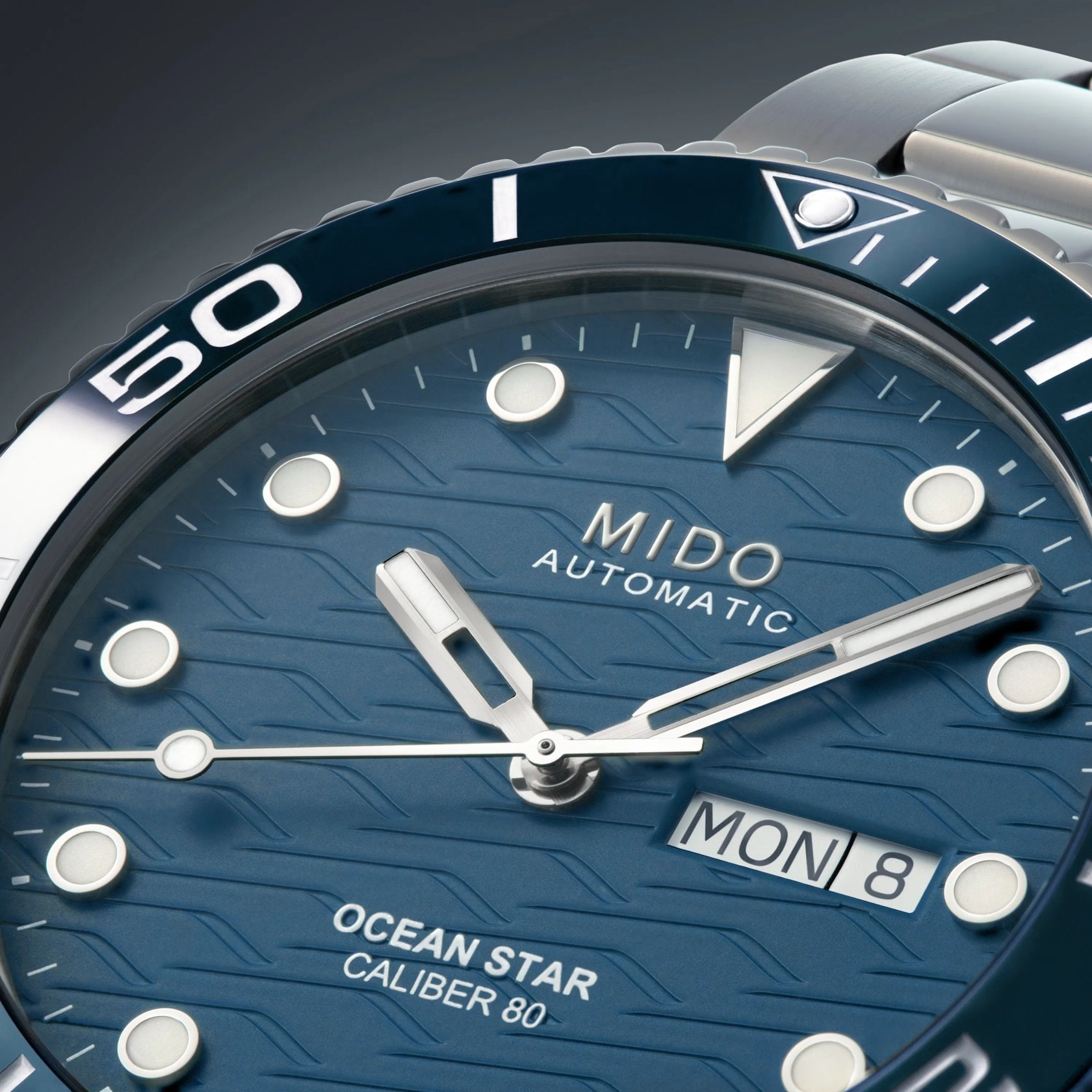 MIDO Ocean Star 200C | M0424301104100 | MIDO® Watches Canada