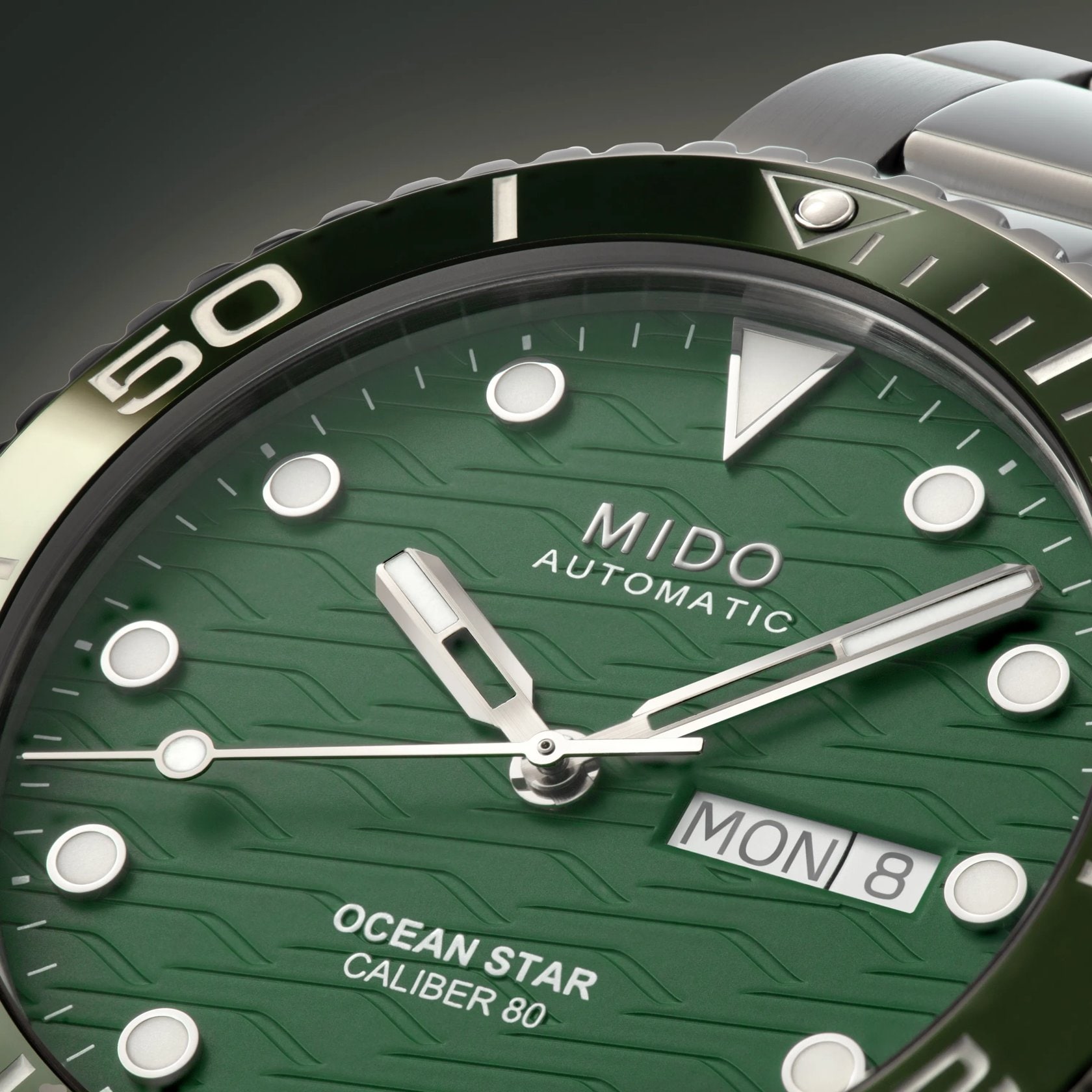 MIDO Ocean Star 200C | M0424301109100 | MIDO® Watches United