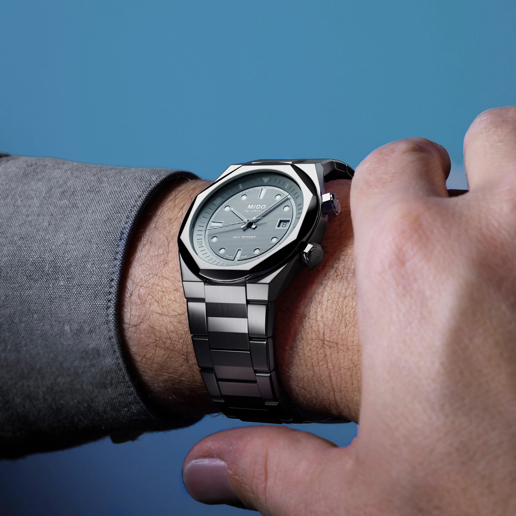 プルメリア MIDO Multifort 8 Two Crowns | M0475071108100 | MIDO® Watches